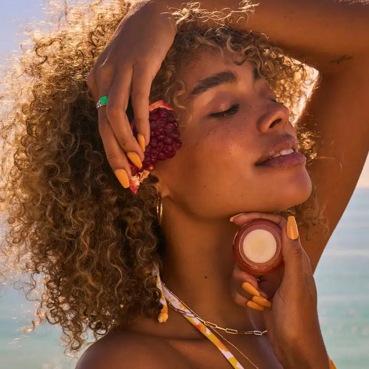 Poppy & Pout Lip Scrub, Pomegranate Peach