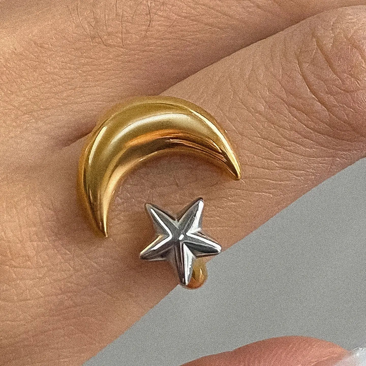 Two Tone Star & Moon Adjustable Ring