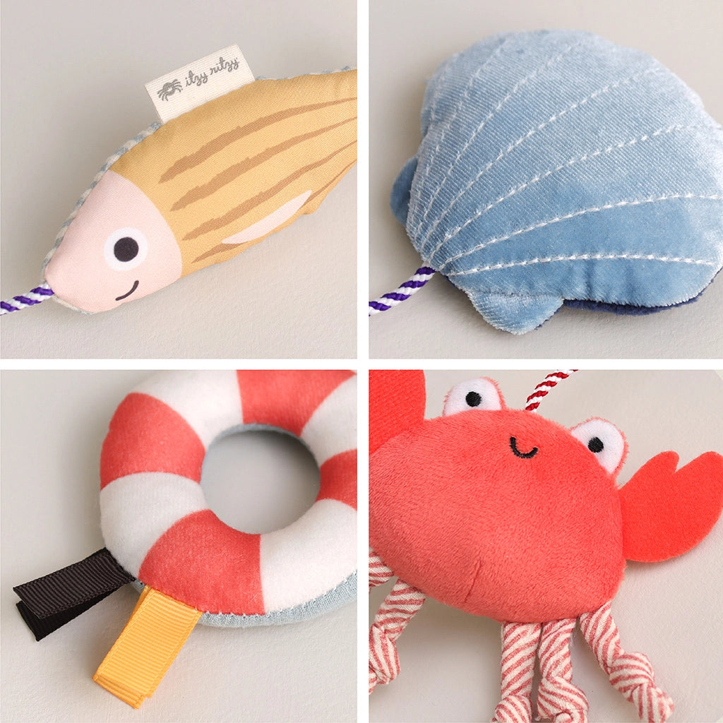 Itzy Ritzy Travel Charms™, Seaside