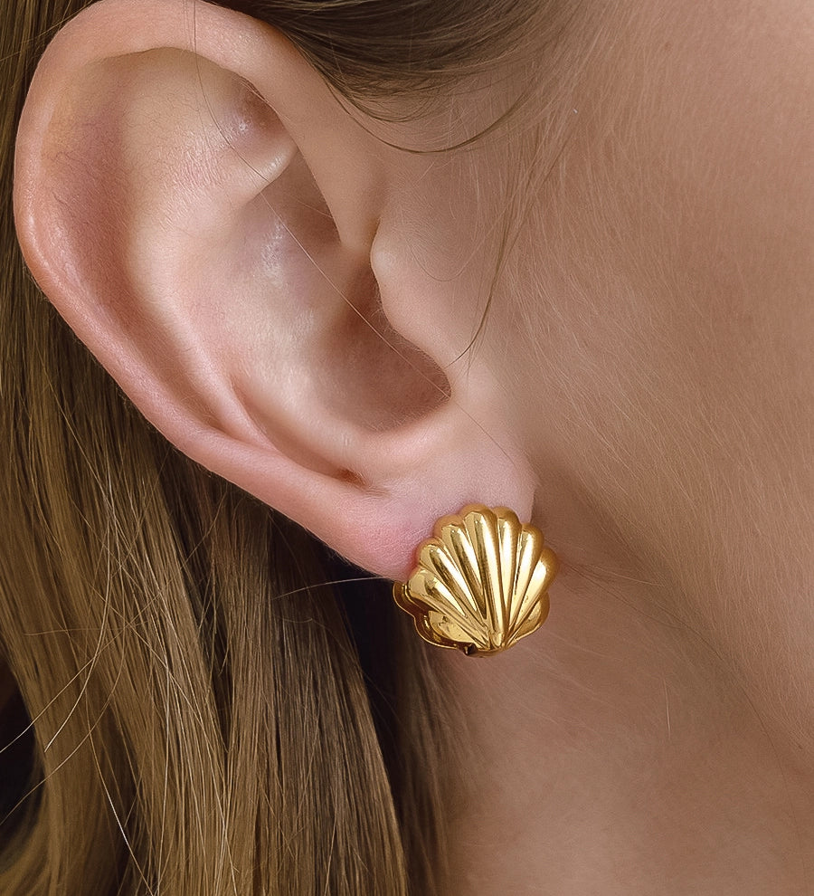 Vintage Shell Earrings
